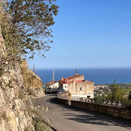 Boho Justyna Feriehus Roseto Capo Spulico